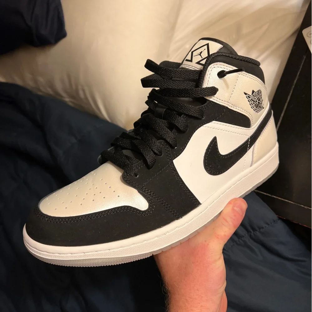Jordan 1 Mid Diamond Shorts - Picture 3 of 3